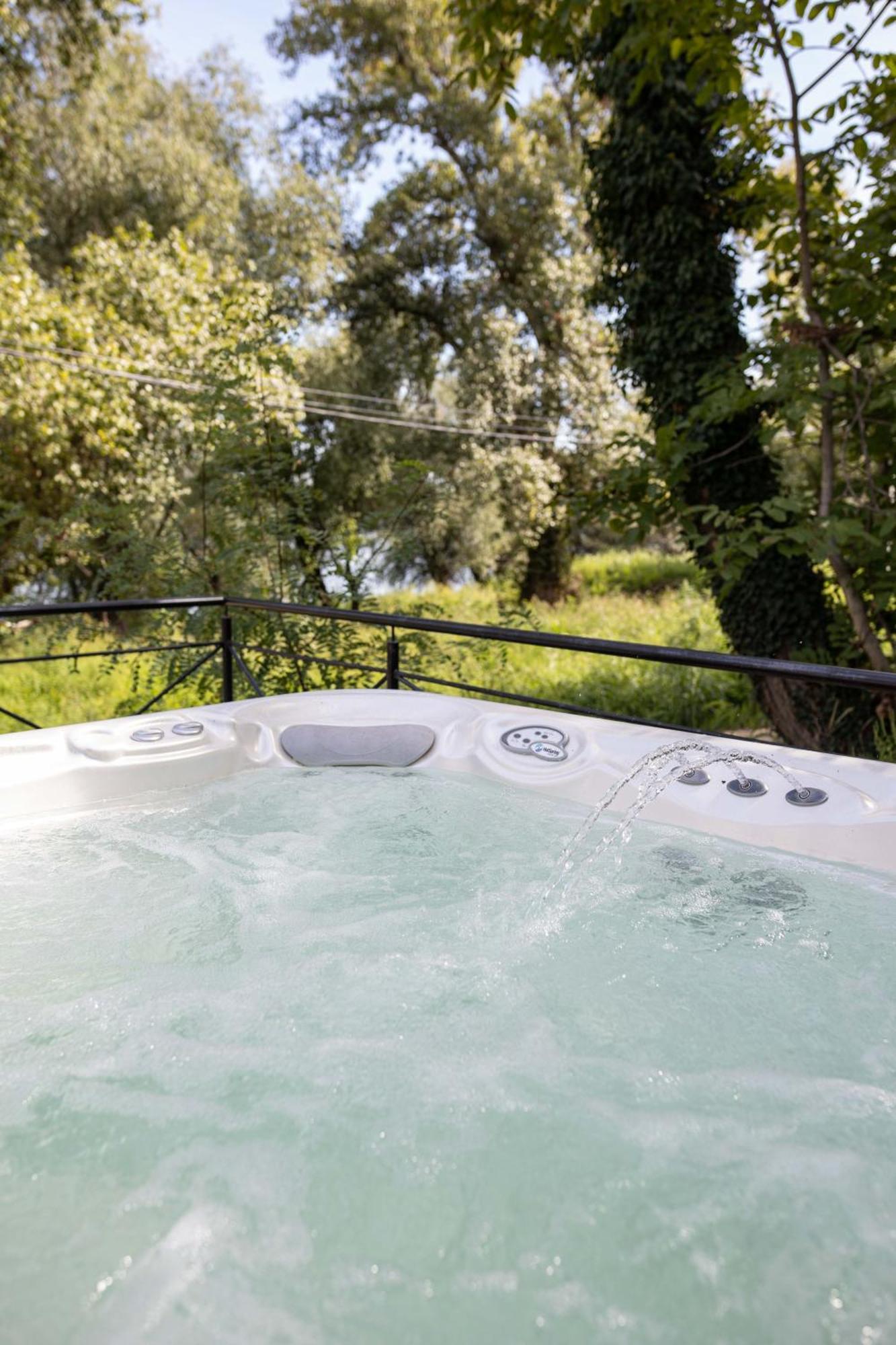 Villa Bora Kuce Na Reci Belgrad Zimmer foto