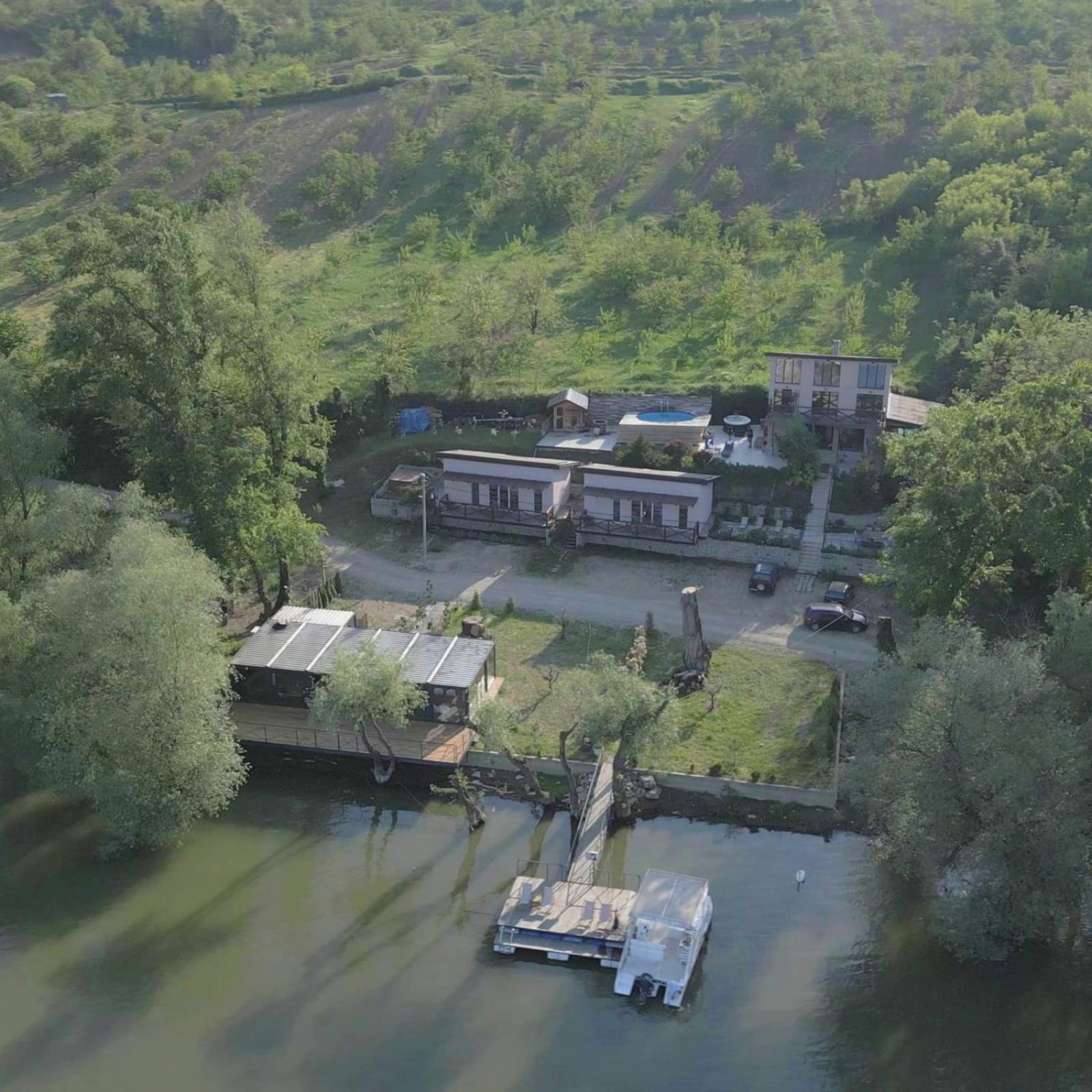 Villa Bora Kuce Na Reci Belgrad Exterior foto
